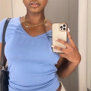Gap baby blue v-nevk tee